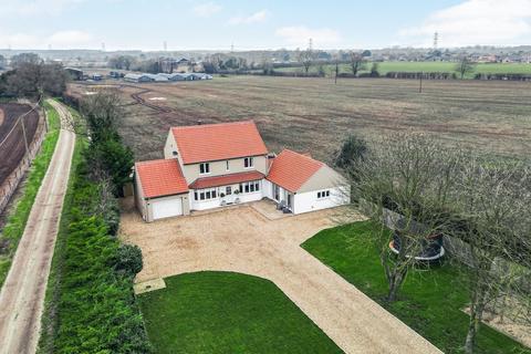 5 bedroom detached house for sale, Pentney