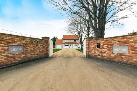 5 bedroom detached house for sale, Pentney