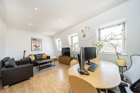 2 bedroom flat to rent, Essex Road, London N1