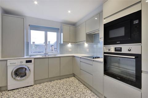 2 bedroom apartment for sale, Hoskins Road, Oxted, Surrey, RH8