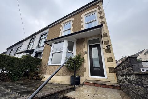 3 bedroom end of terrace house to rent, Gilfach Road, Penygraig, Tonypandy, Rhondda Cynon Taff, CF40 1EN