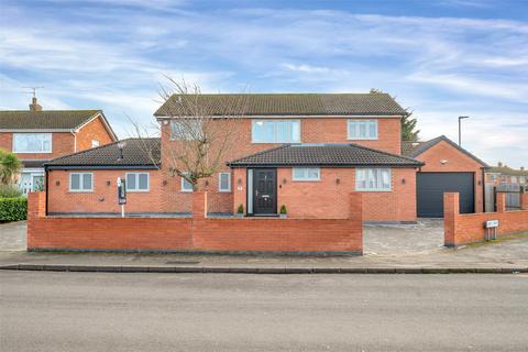 5 bedroom detached house for sale, Parkstone Road, Syston, Leicester