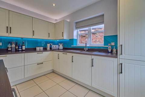 4 bedroom detached house for sale, Yeoman Close, Hinckley