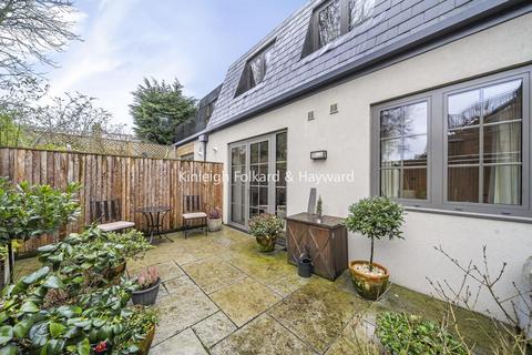 1 bedroom flat for sale, Dukes Mews, Muswell Hill