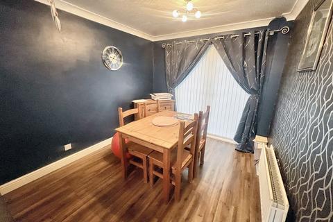 2 bedroom terraced house for sale, Barnard Close, Thornaby, Stockton-on-Tees, Durham, TS17 6PE