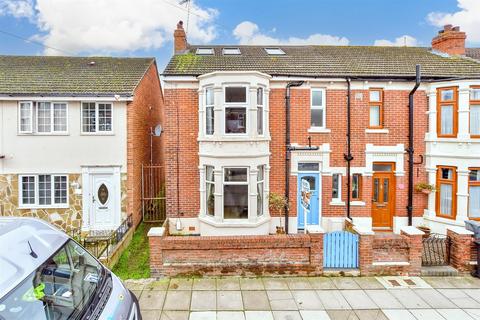 4 bedroom end of terrace house for sale, Highgrove Road, Portsmouth, Hampshire