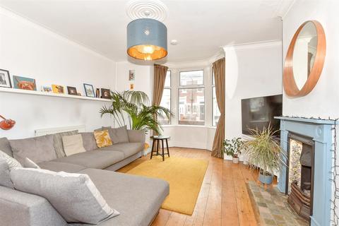 4 bedroom end of terrace house for sale, Highgrove Road, Portsmouth, Hampshire