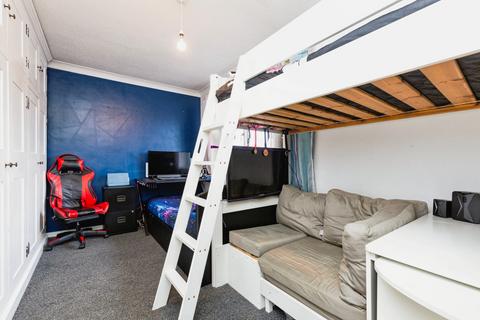31 Finchale Crescent, Darlington, DL3 9RZ
