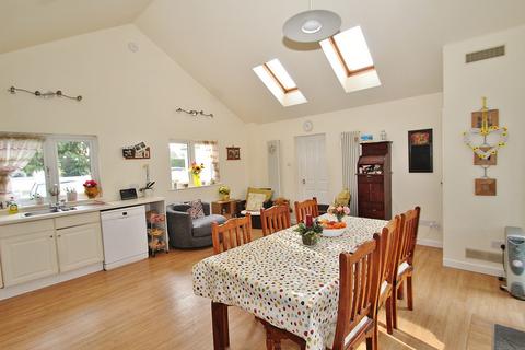 5 bedroom detached bungalow for sale, Nash Lane, Freeland, OX29