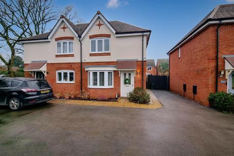 2 bedroom semi-detached house for sale, Bunny Court, Wythall