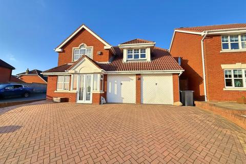 5 bedroom detached house for sale, Pembury Close, Streetly, Sutton Coldfield