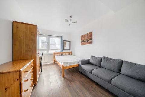 4 bedroom apartment to rent, Field Road London W6