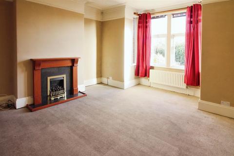 4 bedroom terraced house for sale, Ashfield Terrace, Leeds LS15