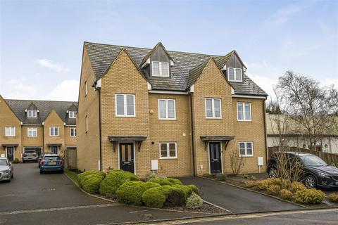 3 bedroom townhouse for sale, Walter Craft Court, Station Road, Chipping Norton