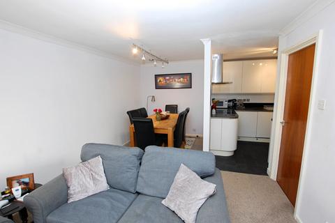 2 bedroom flat for sale, Temple Street, Bristol BS31