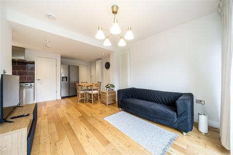 4 bedroom terraced house for sale, Trundleys Road, London SE8