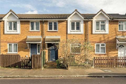 4 bedroom terraced house for sale, Trundleys Road, London SE8