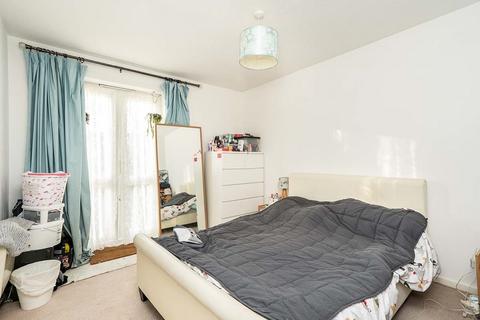 1 bedroom flat to rent, Atlantic Close, Southampton SO14