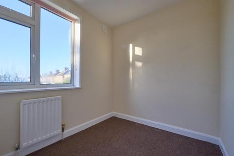 2 bedroom semi-detached house to rent, Elwell Avenue, Barwell, Leicestershire