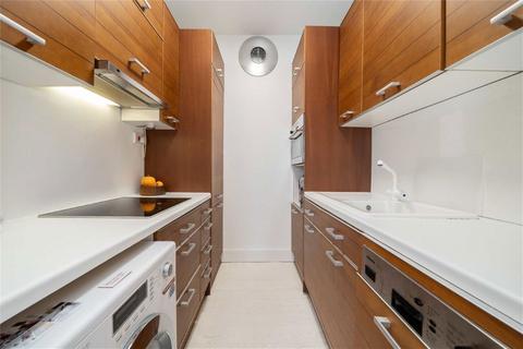 1 bedroom flat for sale, Palace Gardens Terrace, London W8