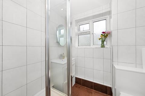 2 bedroom flat for sale, Willow House, Bromley Road, Bromley, BR2
