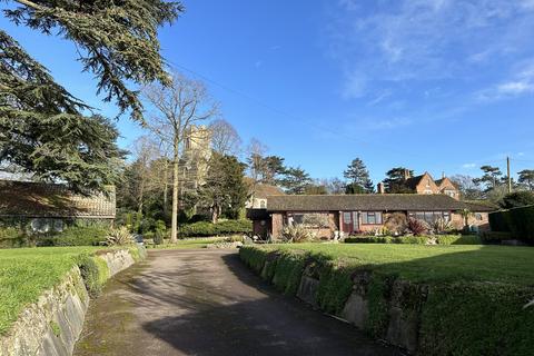 3 bedroom bungalow for sale, The Street, Woodbridge IP13