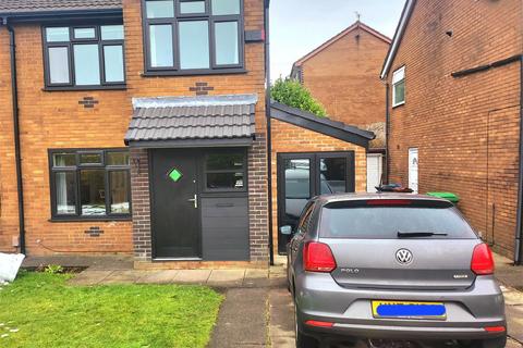 3 bedroom house for sale, Pine Way, Oldham OL4