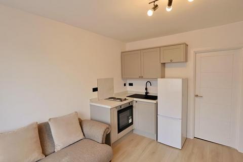 1 bedroom flat to rent, Tonbridge Road, Coventry - BILLS INCLUDED, One Bedroom Flat