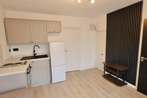 1 bedroom flat to rent, Tonbridge Road, Coventry - BILLS INCLUDED, One Bedroom Flat