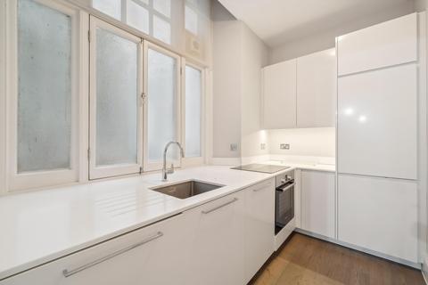 2 bedroom flat to rent, Albert Court, Kensington Gore, London, SW7