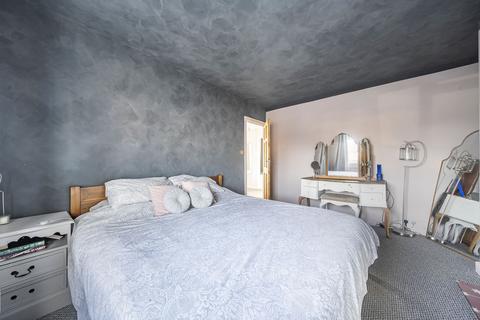 22 Bayfield, Painters Forstal, Faversham, ME13 0EF