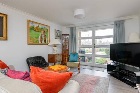 2 bedroom ground floor flat for sale, 3/7 North Werber Park, EDINBURGH, EH4 1SY