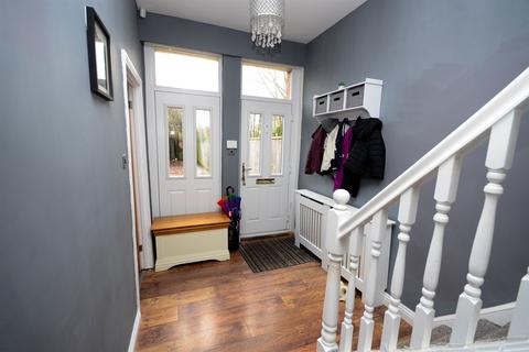 3 bedroom terraced house for sale, Earls Drive, Low Fell