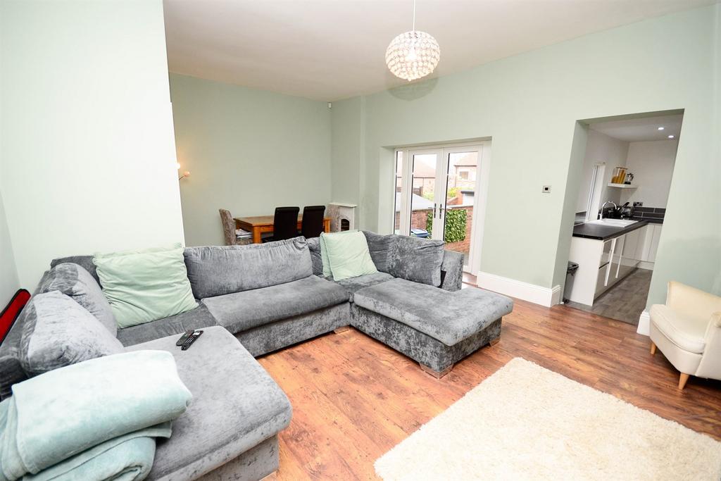 Dining/Family Room