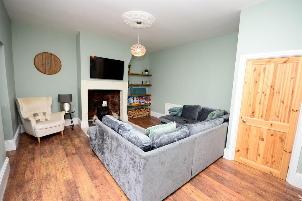 Dining/ Family Room
