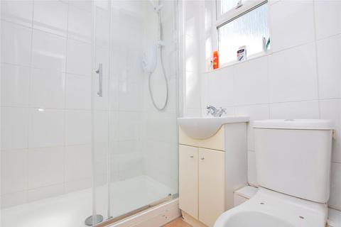 32 Bradfield Close, Guildford, GU4 7YT