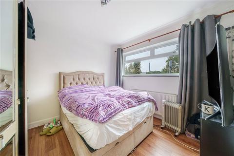 2 bedroom maisonette for sale, Moremead Road, London