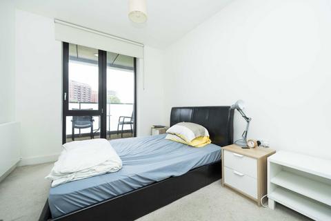 1 bedroom flat to rent, Blair Street, London E14