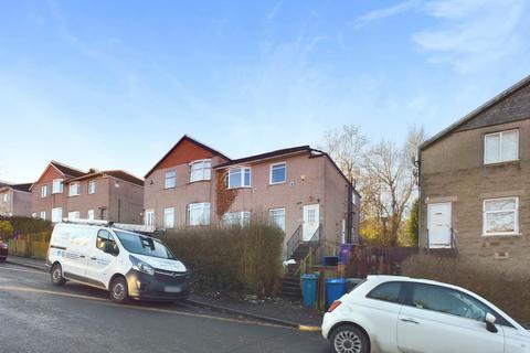 3 bedroom flat to rent, Crofthill Road, Glasgow G44