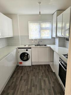 2 bedroom flat for sale, Pipers Green, Kingsbury, NW9