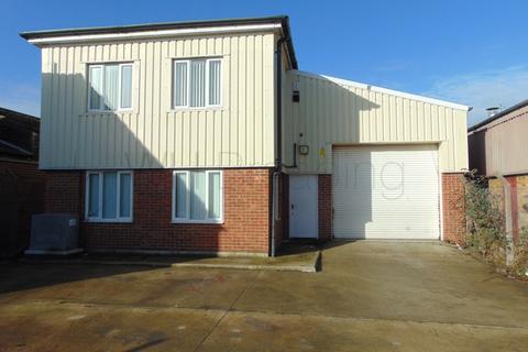 Industrial unit to rent, Upper Brents, Faversham ME13