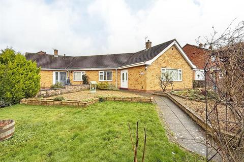 2 bedroom semi-detached bungalow for sale, Stokesay Avenue, Heath Farm, Shrewsbury