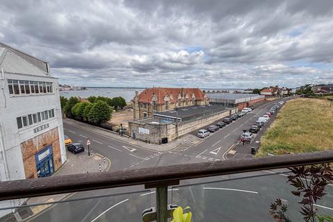 2 bedroom flat for sale, Princess Court, East Cowes