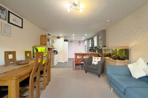 3 bedroom end of terrace house for sale, Wood Street, Patchway, Bristol, Gloucestershire, BS34