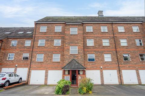 2 bedroom apartment for sale, Whitecross Gardens, York