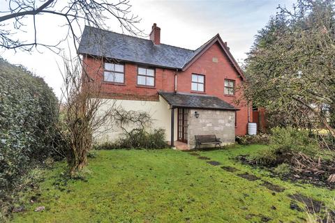 4 bedroom detached house for sale, Middleton Road, Oswestry, SY11