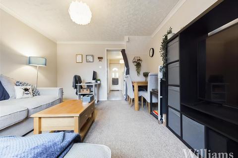 2 bedroom terraced house for sale, Coppice Close, Aylesbury HP20