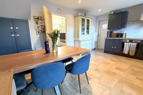 41 Beckingthorpe Drive, Bottesford, Nottingham, NG13 0DN
