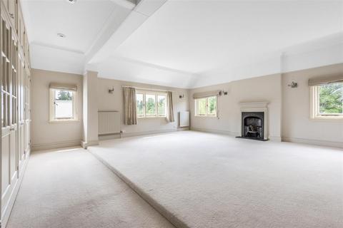 5 bedroom detached house to rent, Horsegate Ride, Ascot, Berkshire, SL5