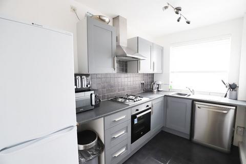 2 bedroom flat for sale, Broadway, Morecambe LA4